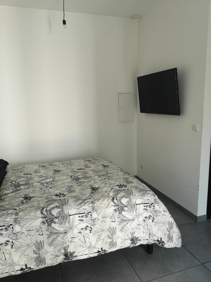 Studio Style Industriel Apartment Barbaggio Ngoại thất bức ảnh